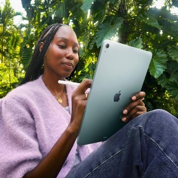Apple iPad Air 7. Nesil M3 128GB Wi-Fi 13'' Tablet - Uzay Gri