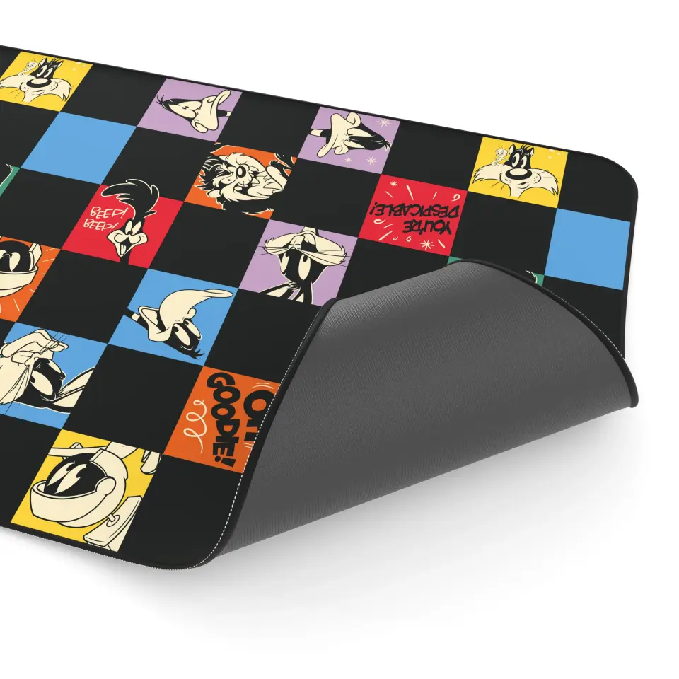 Hawk Looney Tunes Universe 90x40 Mouse Pad