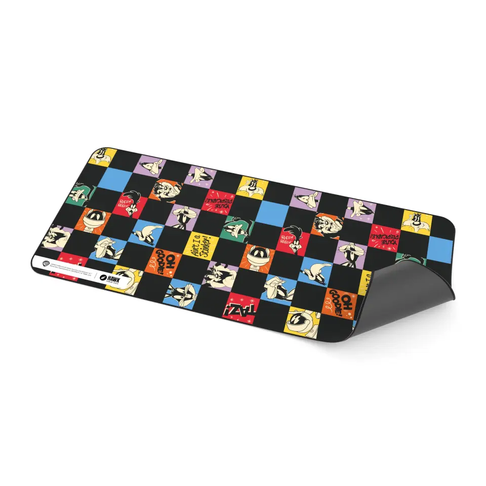 Hawk Looney Tunes Universe 90x40 Mouse Pad