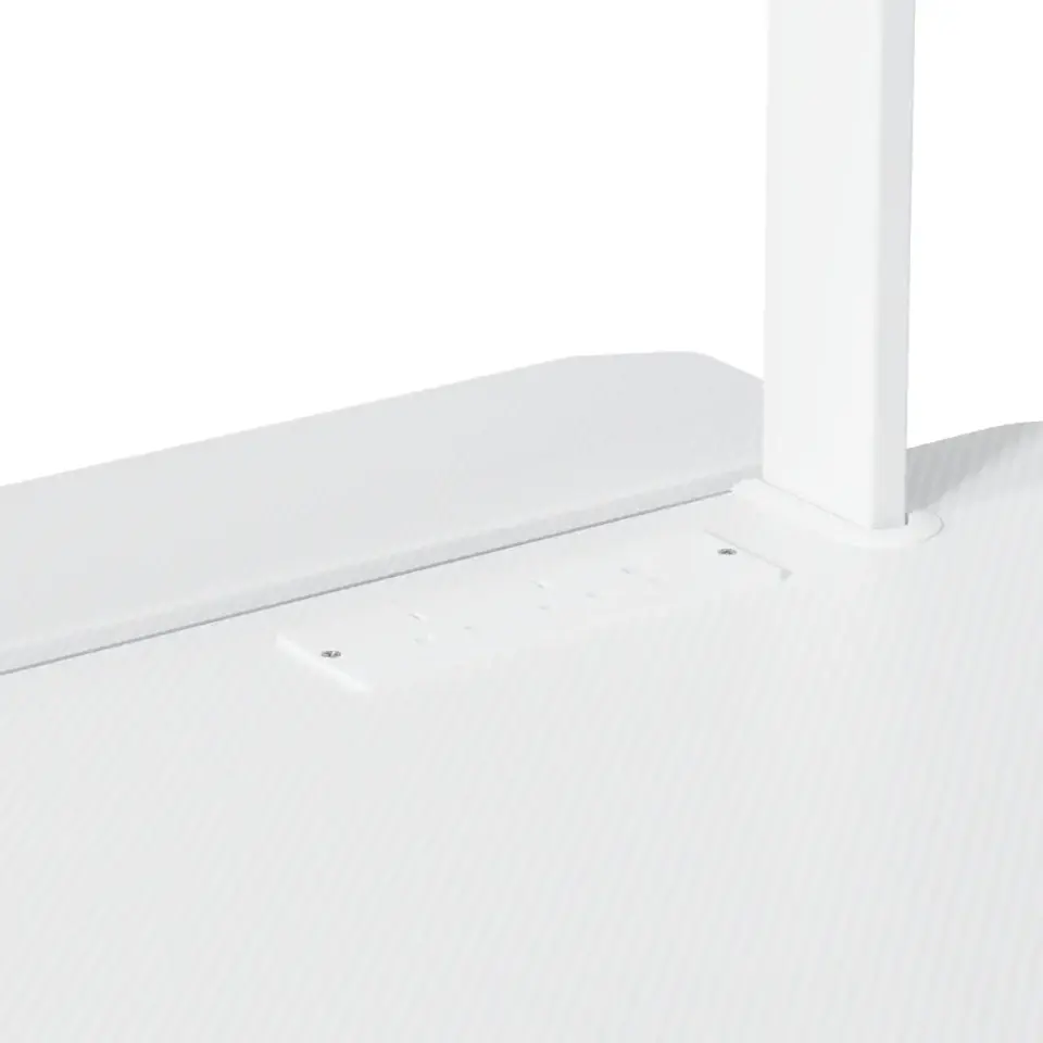 Adax FOCUS Ergonomik Oyuncu Masası – Pegboard & Şarj Ünitesi - White
